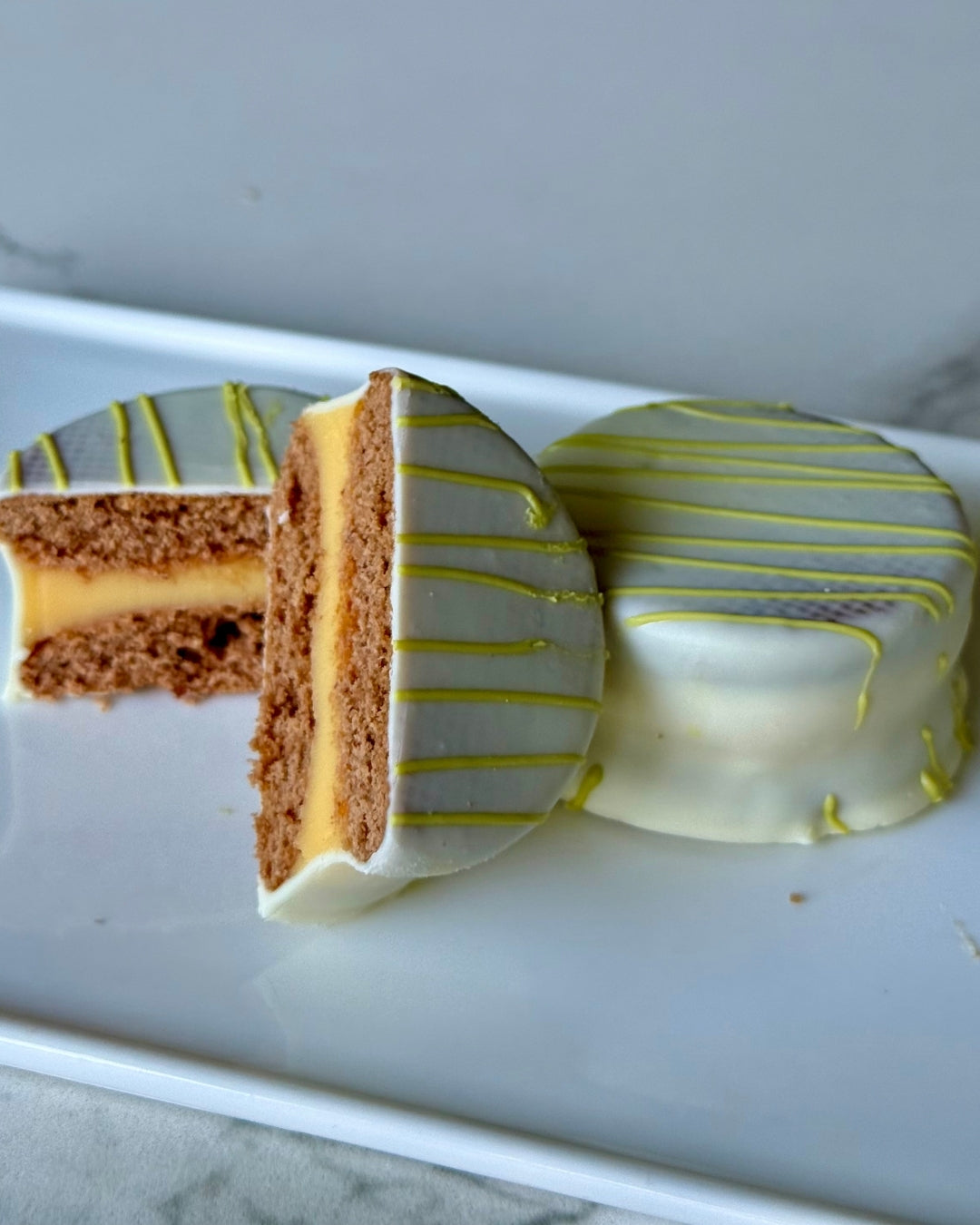 Box Alfajor Limón Pequeña