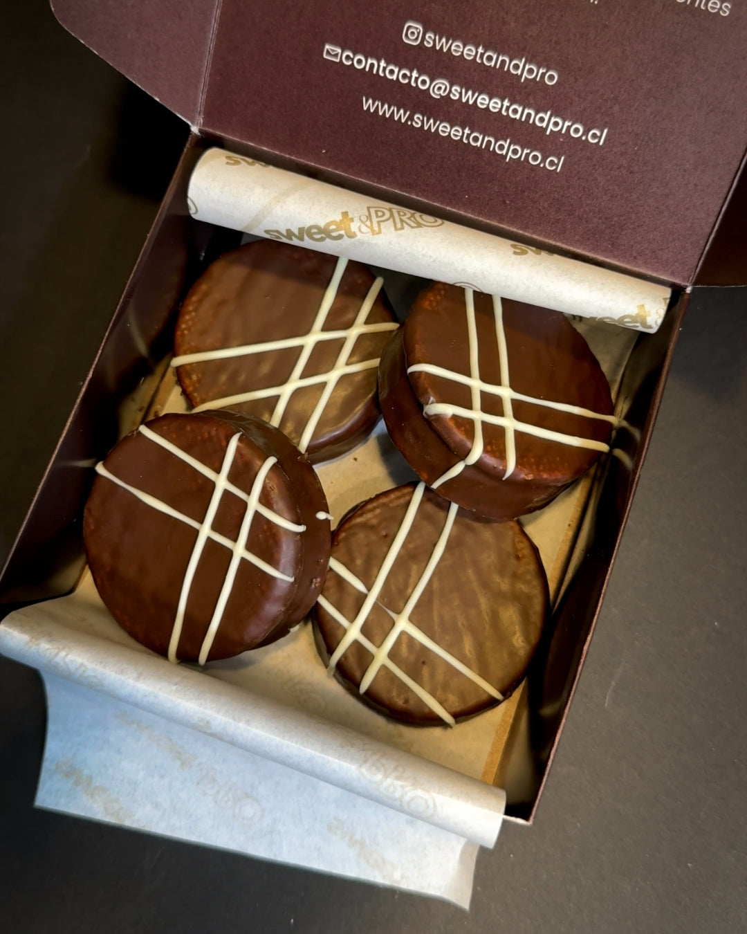 Box Alfajor Manjar Pequeña